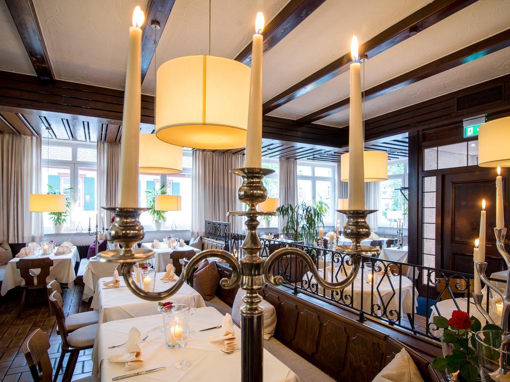 Amtsstueble Hotel & Restaurant Мосбах Екстер'єр фото